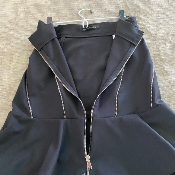 Zara high low stretch skirt in Black size M(29”W) - Picture 7 of 7